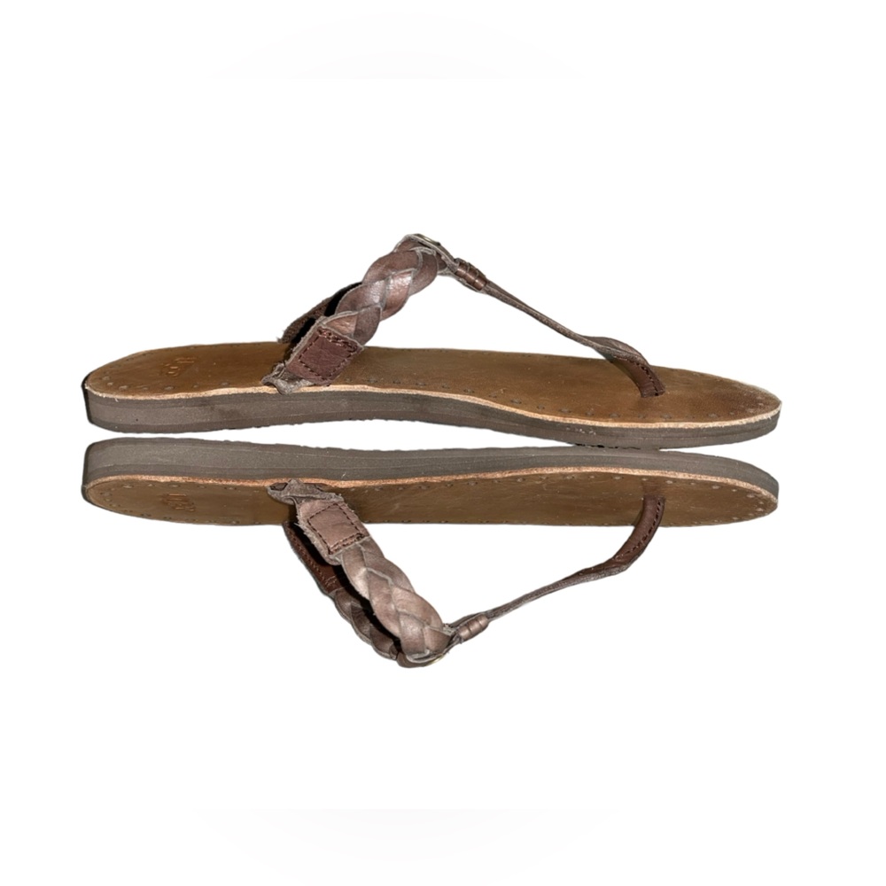 Like New Ugg “Bria” braided brown thong sandals Size 8 - Picture 5 of 8